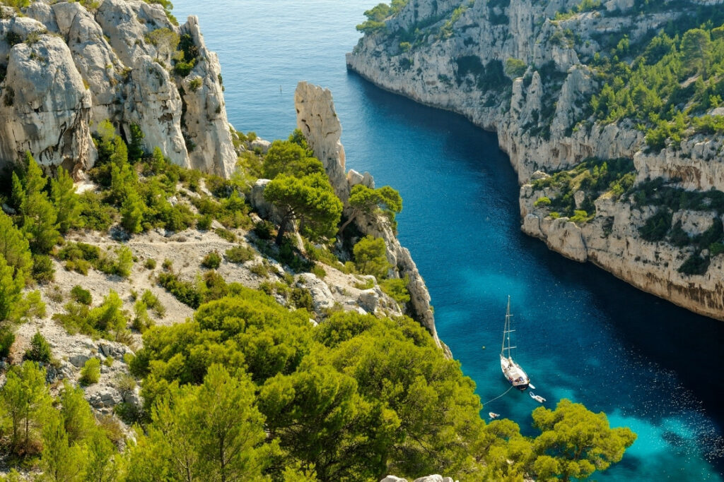 les 5 plus belles calanques de Marseille- en vau -Transportnaval.com-transport-naval