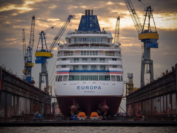 Découvrez le plus grand chantier naval au monde